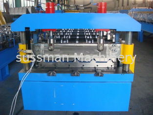 Automatic Wall Panel Roll Forming Machine Material Thickness 0.4-0.7mm